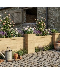 Keermuur met zuilen / 555 x 65 cm