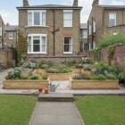 Tuinbak Kader met ronde Moestuinbak / 6.675m x 6.4m x 0.45m